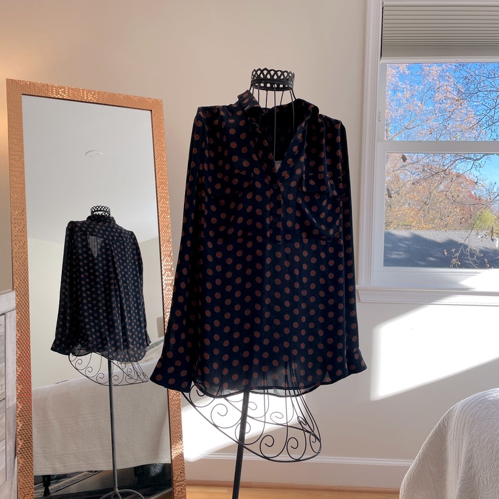 Ann Taylor brown dotted blue shirt size M C27
